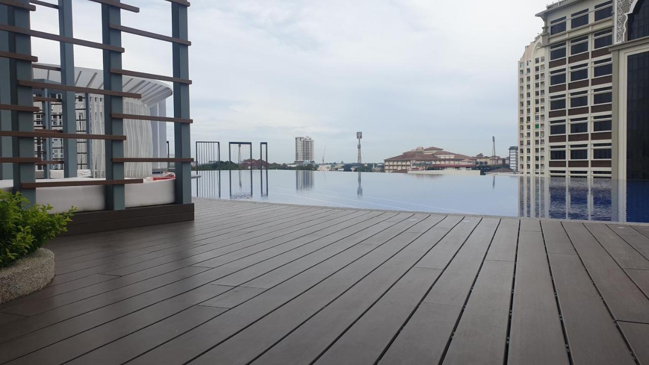 Prestige Troika Luxury Stay Kota Bharu Eksteriør bilde