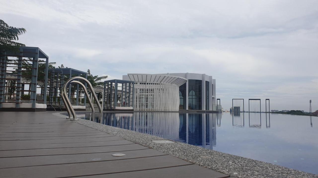 Prestige Troika Luxury Stay Kota Bharu Eksteriør bilde